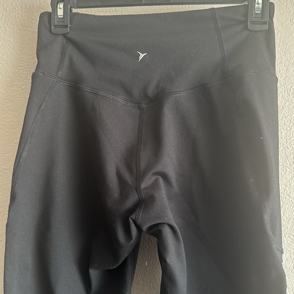 Old Navy elevate leggings - Picture 5 of 9